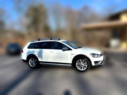 Used 2017 Volkswagen Golf Alltrack SE