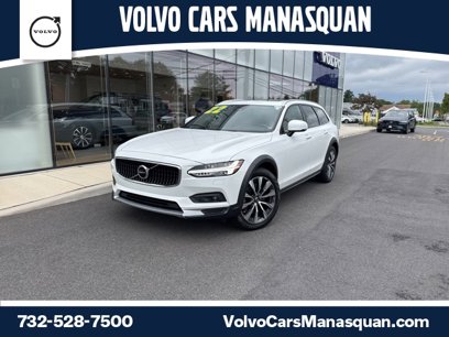 Certified 2022 Volvo V90 B6 Cross Country w/ Lounge Package