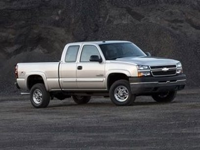 Used 2005 Chevrolet Silverado 2500 W/T w/ Snow Plow Prep Package