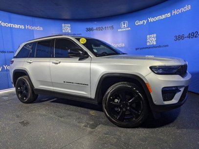 Used 2025 Jeep Grand Cherokee Limited w/ Luxury Tech Group II