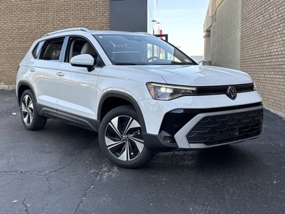 New 2025 Volkswagen Taos SE