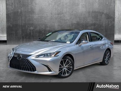New 2025 Lexus ES 350 w/ Premium Package