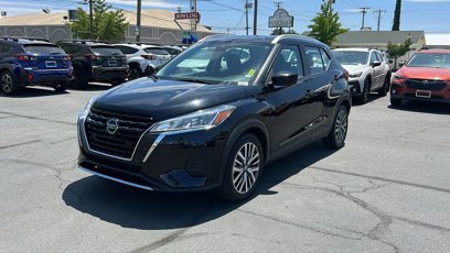 Used 2021 Nissan Kicks SV