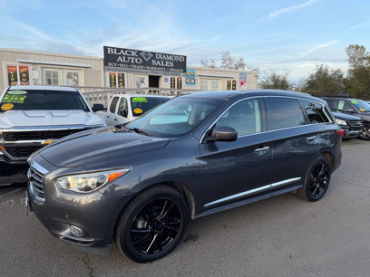 Used 2013 INFINITI JX35 AWD w/ Premium Pkg