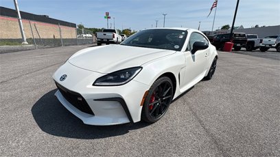 New 2025 Toyota GR86 Premium