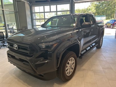 New 2025 Toyota Tacoma SR