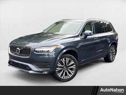 Used 2022 Volvo XC90 T5 Momentum w/ Advanced Package