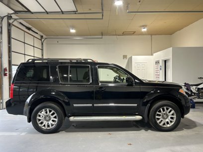 Used 2010 Nissan Pathfinder LE
