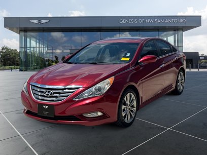 Used 2012 Hyundai Sonata SE w/ Navigation & Sunroof Pkg