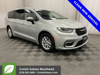 Used 2023 Chrysler Pacifica Touring-L