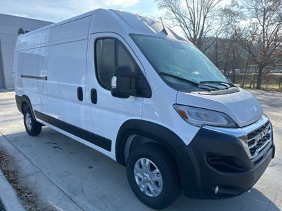 New 2025 RAM ProMaster 3500 w/ Quick Order Package 22G SLT