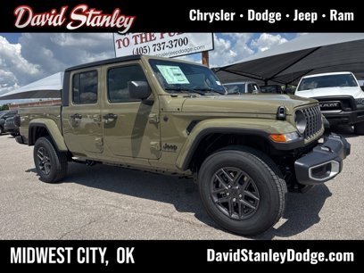 New 2025 Jeep Gladiator Sport