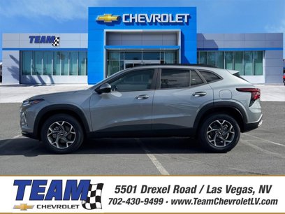 New 2025 Chevrolet Trax LT w/ Driver Confidence Package
