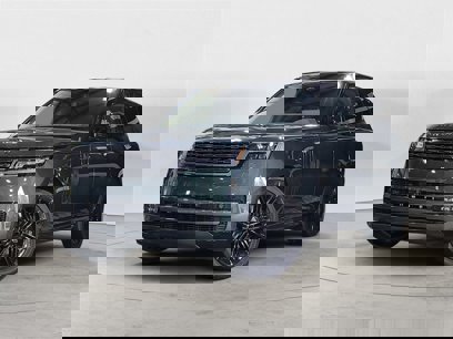New 2025 Land Rover Range Rover SE