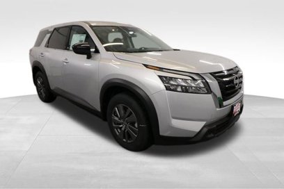 New 2025 Nissan Pathfinder S