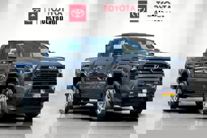 New 2025 Toyota Tacoma SR5