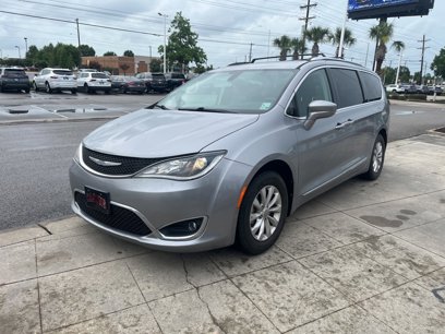 Used 2018 Chrysler Pacifica Touring-L