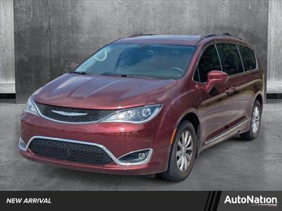 Used 2017 Chrysler Pacifica Touring-L
