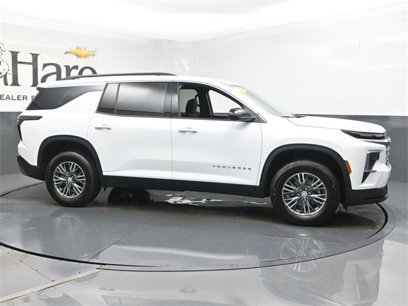 Used 2024 Chevrolet Traverse LT w/ LPO, Floor Liner Package