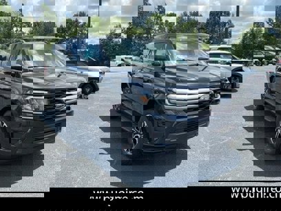 New 2024 Ford Expedition Max XLT