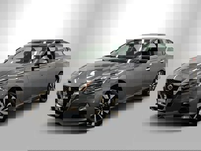 Used 2022 Nissan Altima 2.5 SV