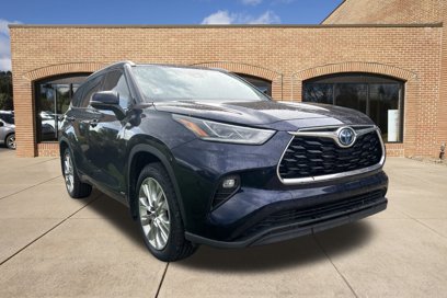 Used 2023 Toyota Highlander Limited