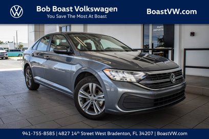 Certified 2024 Volkswagen Jetta SE w/ Panoramic Sunroof Package