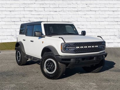 New 2024 Ford Bronco Badlands w/ Sasquatch Package