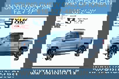 New 2025 Chevrolet Silverado 1500 LT