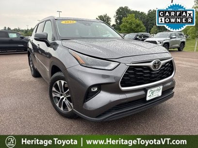 Used 2022 Toyota Highlander XLE