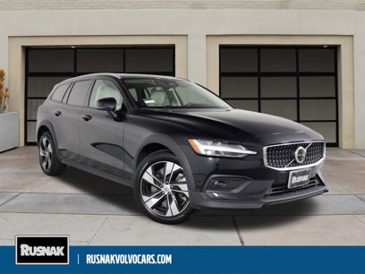 Certified 2024 Volvo V60 B5 Cross Country Plus