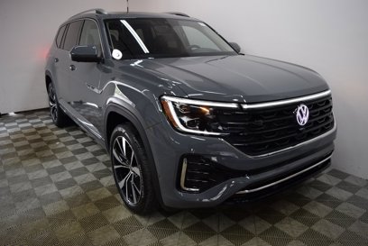 New 2025 Volkswagen Atlas SEL Premium R-Line