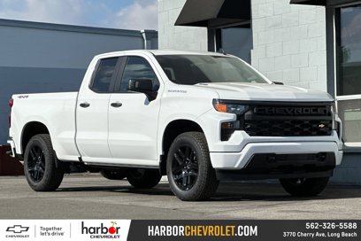 New 2025 Chevrolet Silverado 1500 Custom w/ Turbomax Blackout Package