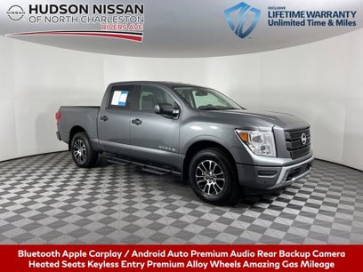 Used 2024 Nissan Titan SV w/ SV Convenience Package