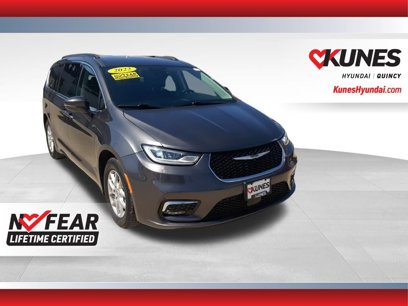Used 2022 Chrysler Pacifica Touring-L