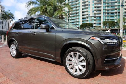 Used 2018 Volvo XC90 T6 Momentum w/ Convenience Package