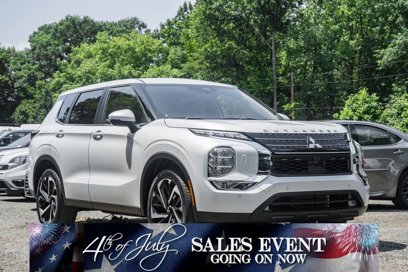 Used 2024 Mitsubishi Outlander SE