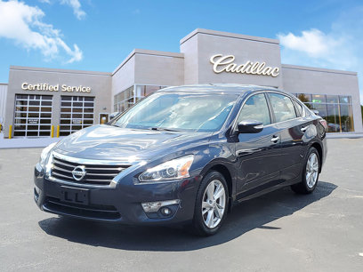 Used 2014 Nissan Altima 2.5 SL w/ Technology Package
