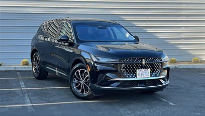 Certified 2024 Lincoln Nautilus Premier w/ Equipment Group 102A