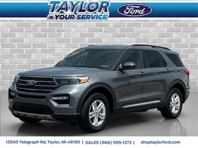 Certified 2023 Ford Explorer XLT w/ Equipment Group 202A