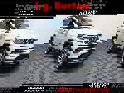 New 2025 Jeep Compass Latitude