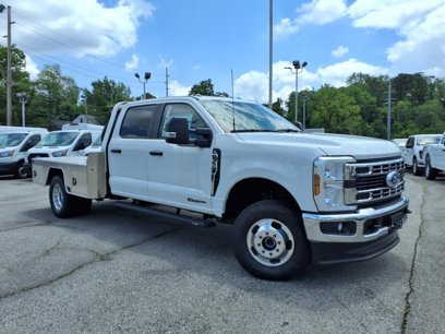 New 2024 Ford F350 XL w/ XL Chrome Package