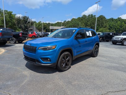 Used 2023 Jeep Cherokee Altitude Lux