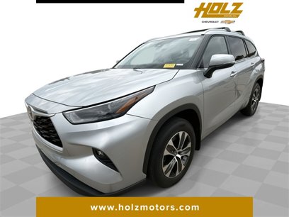Used 2022 Toyota Highlander XLE