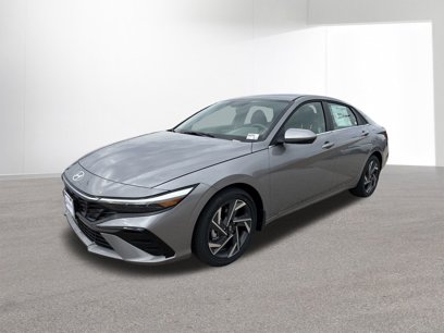 New 2025 Hyundai Elantra SEL