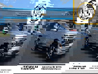 New 2025 Chevrolet Suburban LT w/ Advanced Technology Package