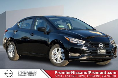 New 2025 Nissan Versa S w/ Trunk Package