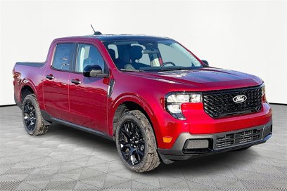 New 2025 Ford Maverick XLT w/ Equipment Group 301A