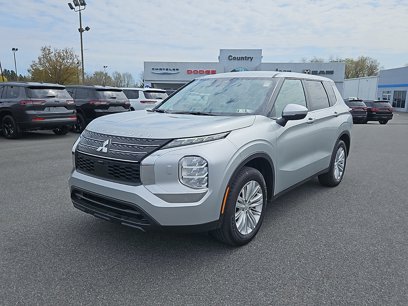 Used 2024 Mitsubishi Outlander ES