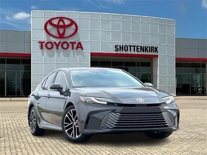 Used 2025 Toyota Camry XLE